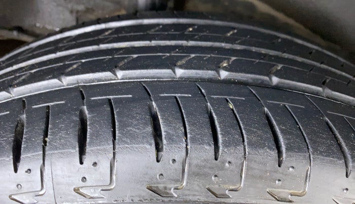 2017 Honda City ZX CVT, Petrol, Automatic, 33,218 km, Right Rear Tyre Tread