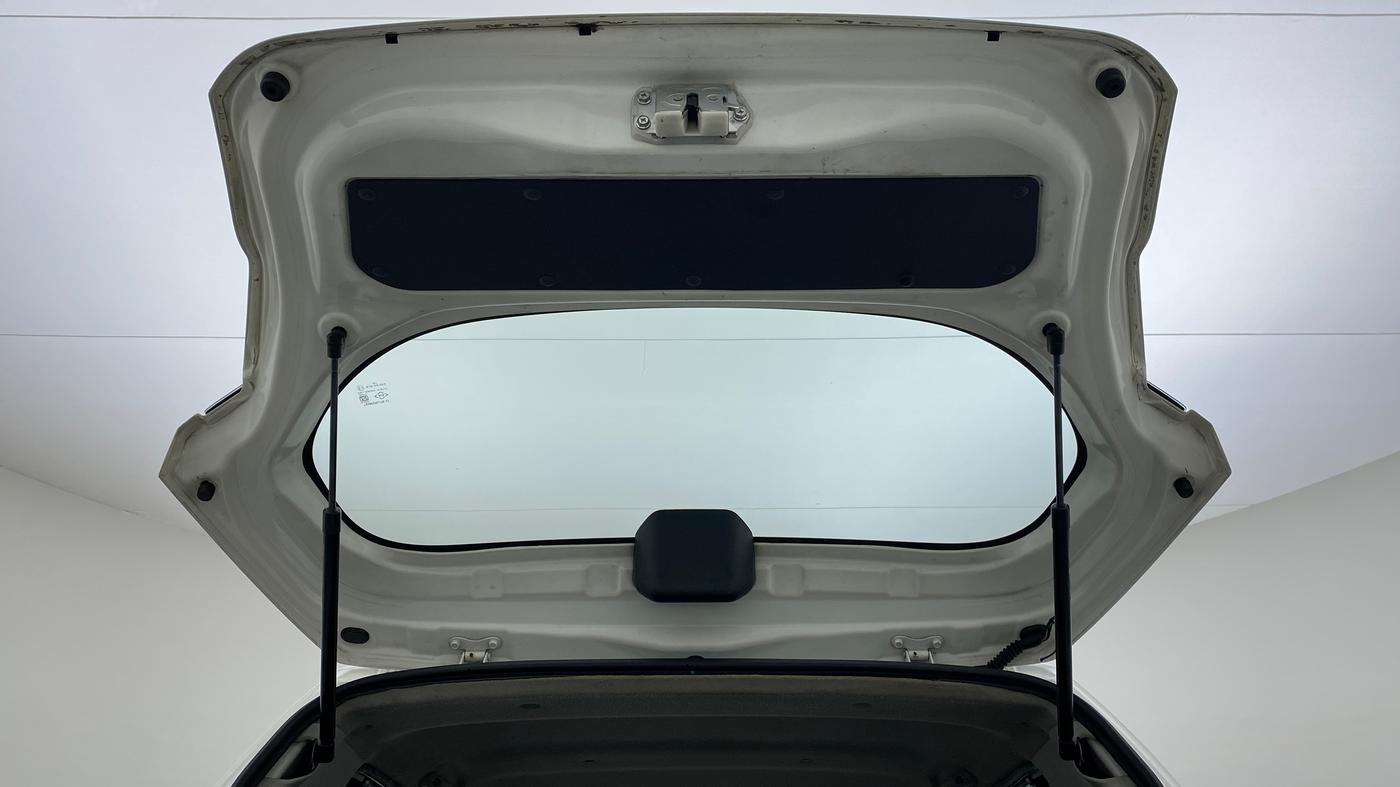 2015 Maruti Alto K10 VXI P, Petrol, Manual, 45,711 km, Boot Door Open