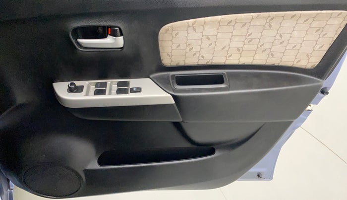 2015 Maruti Wagon R 1.0 VXI, Petrol, Manual, 40,296 km, Driver Side Door Panels Control