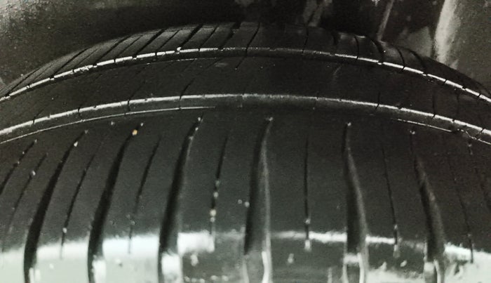 2013 Volkswagen Polo HIGHLINE DIESEL, Diesel, Manual, 86,236 km, Left Rear Tyre Tread