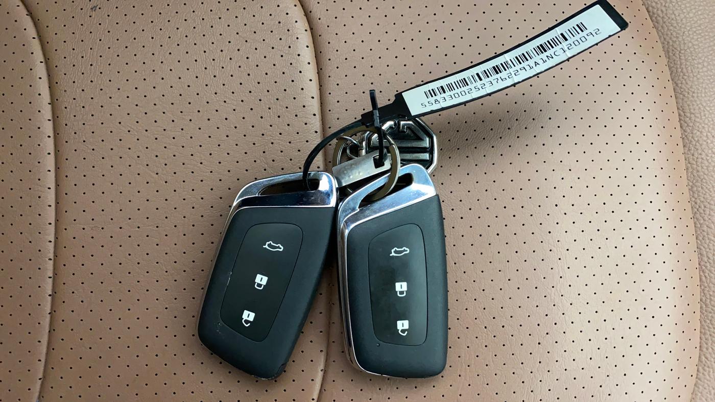2023 MG HECTOR PLUS SAVVY PRO 1.5 TURBO CVT 6 STR, Petrol, Automatic, 36,596 km, Key Close Up