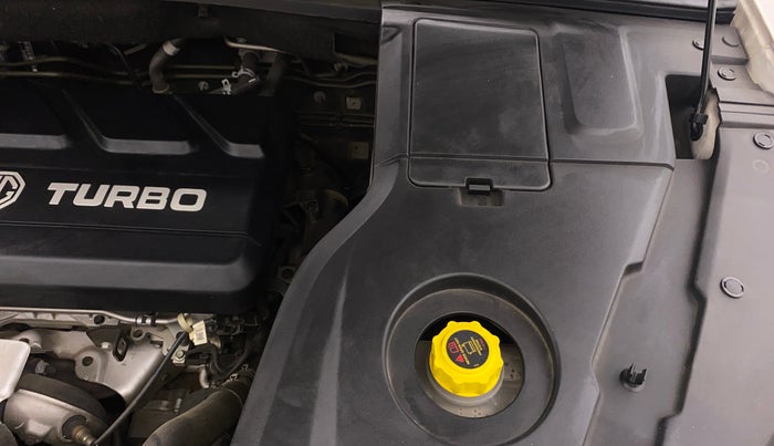 2023 MG HECTOR PLUS SAVVY PRO 1.5 TURBO CVT 6 STR, Petrol, Automatic, 36,596 km, Engine View - Left