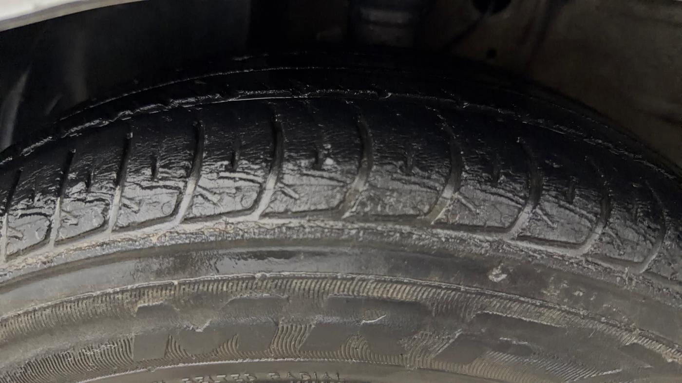 2019 Maruti New Wagon-R ZXI 1.2 AMT, Petrol, Automatic, 77,769 km, Left Front Tyre Tread