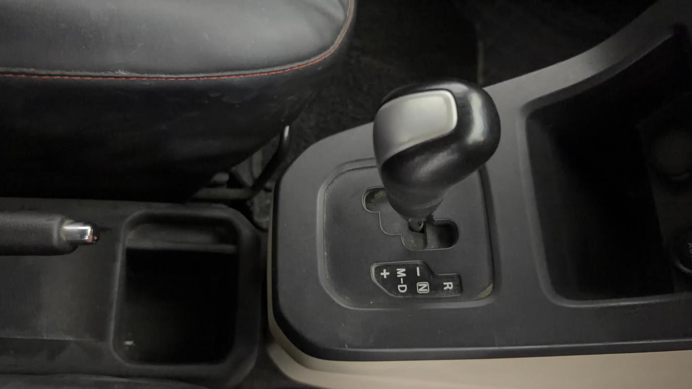2019 Maruti New Wagon-R ZXI 1.2 AMT, Petrol, Automatic, 77,769 km, Gear Lever