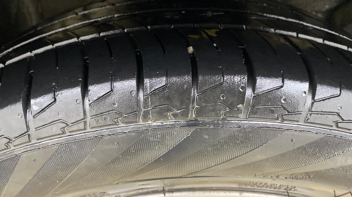 2019 KIA SELTOS HTX 1.5 PETROL, Petrol, Manual, 61,684 km, Right Front Tyre Tread