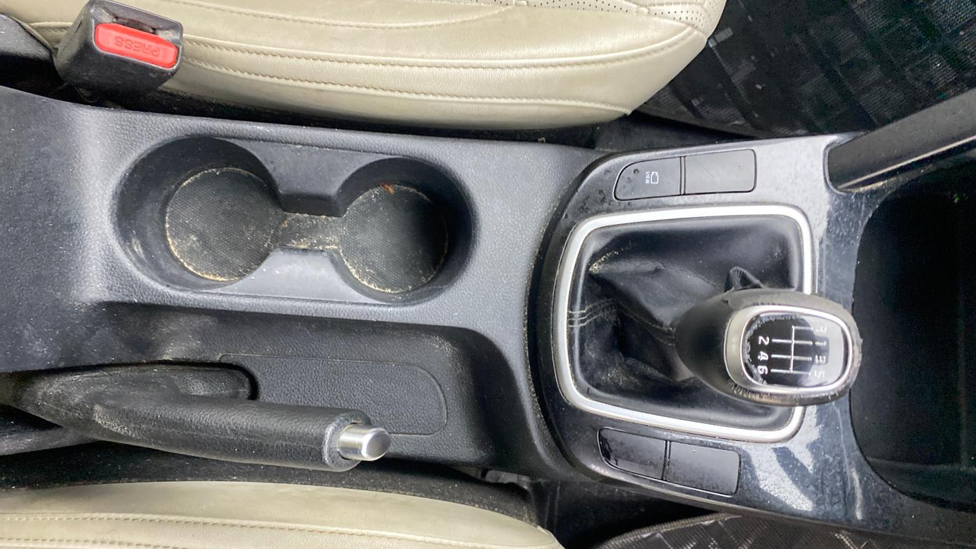 2019 KIA SELTOS HTX 1.5 PETROL, Petrol, Manual, 61,684 km, Gear Lever