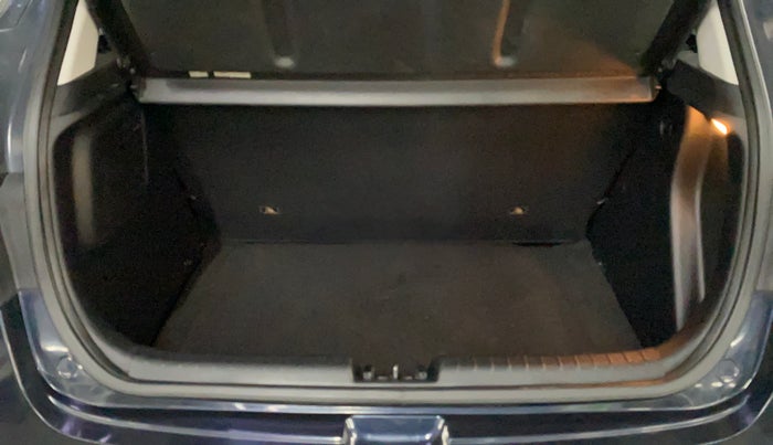 2021 Hyundai NEW I20 ASTA (O) 1.2 MT, Petrol, Manual, 21,448 km, Boot Inside
