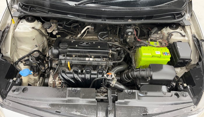 2016 Hyundai Verna 1.6 VTVT SX, Petrol, Manual, 84,819 km, Engine View