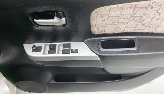 2015 Maruti Wagon R 1.0 VXI, Petrol, Manual, 52,756 km, Driver Side Door Panels Control