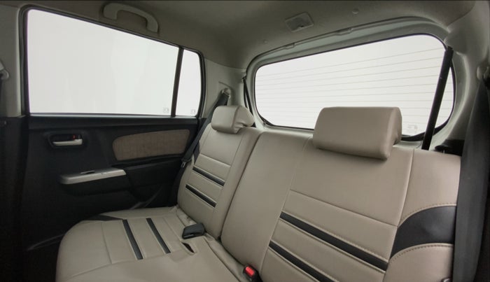 2015 Maruti Wagon R 1.0 VXI, Petrol, Manual, 52,756 km, Right Side Rear Door Cabin
