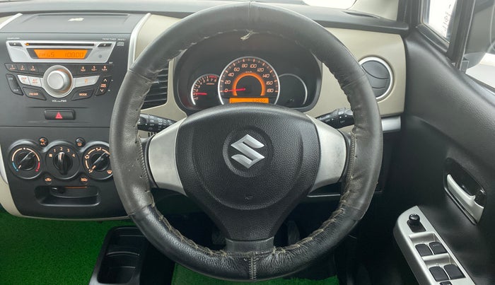 2015 Maruti Wagon R 1.0 VXI, Petrol, Manual, 52,756 km, Steering Wheel Close Up