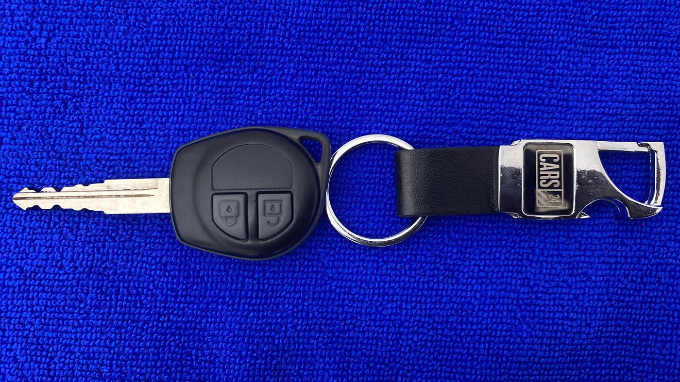 2015 Maruti Wagon R 1.0 VXI, Petrol, Manual, 52,756 km, Key Close Up
