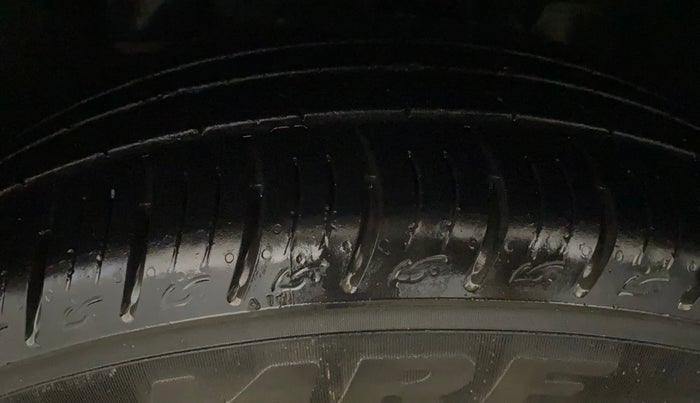 2019 Ford Ecosport TITANIUM 1.5L PETROL, Petrol, Manual, 65,360 km, Left Front Tyre Tread