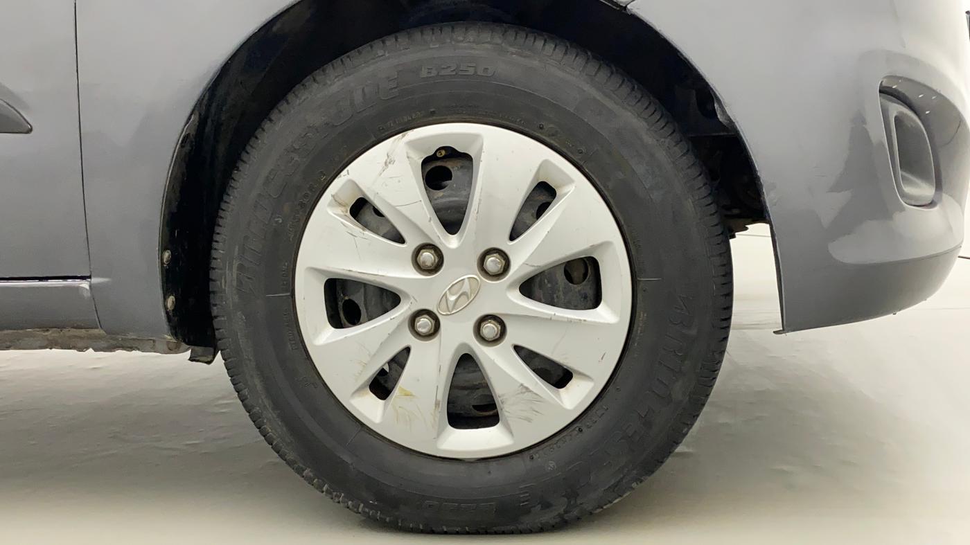 2010 Hyundai i10 MAGNA 1.2, Petrol, Manual, 28,803 km, Right Front Wheel