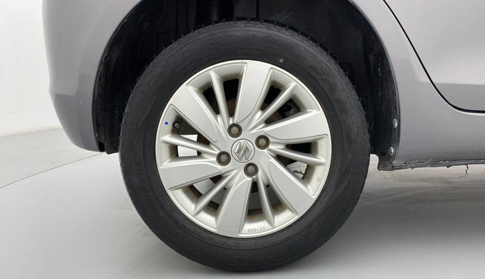 2015 Maruti Swift ZDI, Diesel, Manual, 46,383 km, Right Rear Wheel