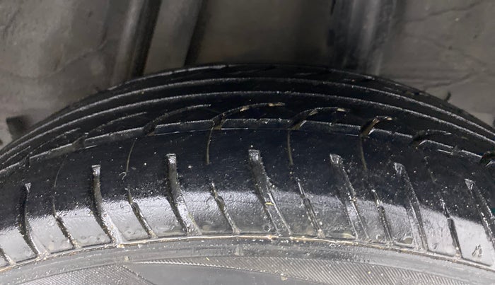 2018 Honda Jazz 1.2L I-VTEC V CVT, Petrol, Automatic, 61,710 km, Left Rear Tyre Tread