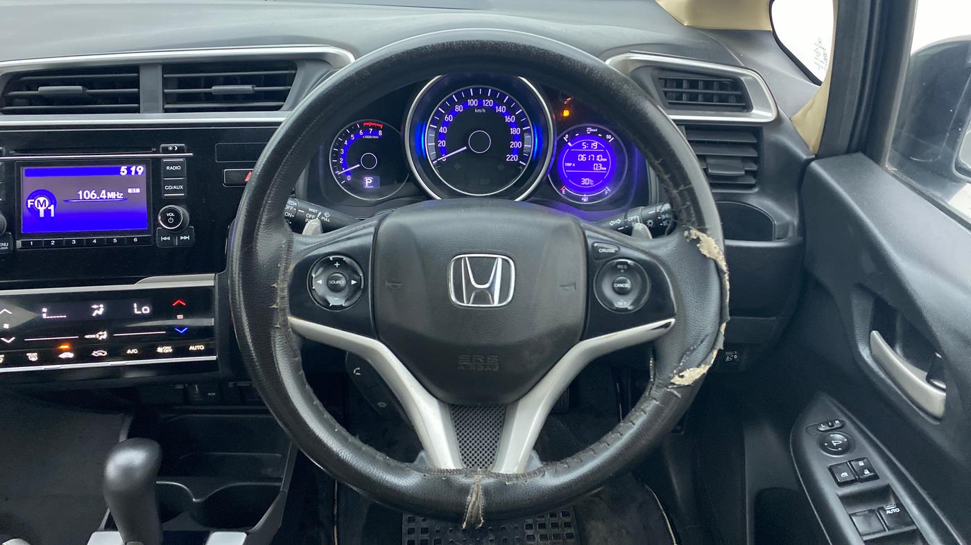 2018 Honda Jazz 1.2L I-VTEC V CVT, Petrol, Automatic, 61,710 km, Steering Wheel Close Up