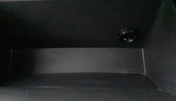 2019 Hyundai Elite i20 SPORTZ PLUS 1.2, Petrol, Manual, 26,284 km, Cooled Glove Box