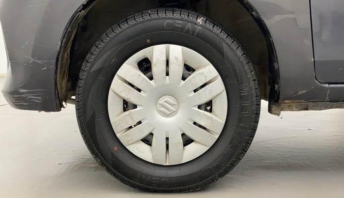 2017 Maruti Alto 800 LXI CNG, CNG, Manual, 68,031 km, Left Front Wheel