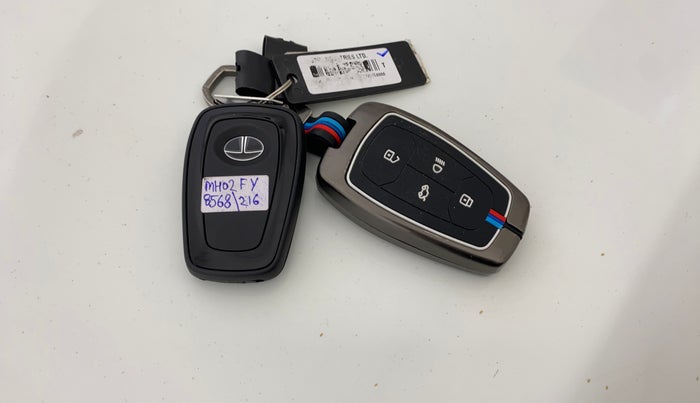 2023 Tata ALTROZ XZ PLUS SUNROOF CNG, CNG, Manual, 37,727 km, Key Close Up