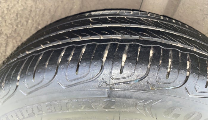 2023 Tata ALTROZ XZ PLUS SUNROOF CNG, CNG, Manual, 37,727 km, Left Rear Tyre Tread