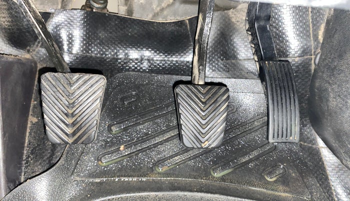 2017 Hyundai Elite i20 ASTA 1.2 DUAL TONE, Petrol, Manual, 94,608 km, Pedals