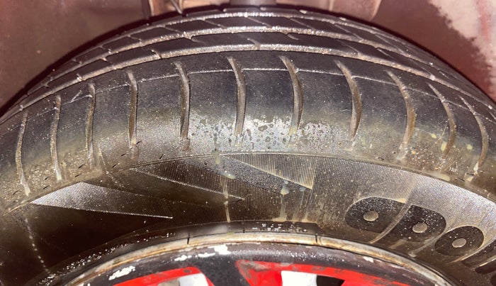 2020 Tata Tiago XE PETROL, Petrol, Manual, 50,986 km, Left Front Tyre Tread