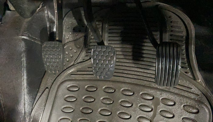 2020 Tata Tiago XE PETROL, Petrol, Manual, 50,986 km, Pedals