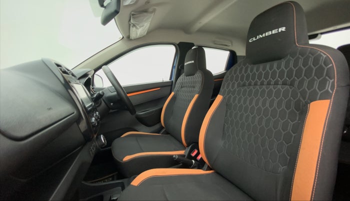 2018 Renault Kwid CLIMBER 1.0 AT, Petrol, Automatic, 8,931 km, Right Side Front Door Cabin