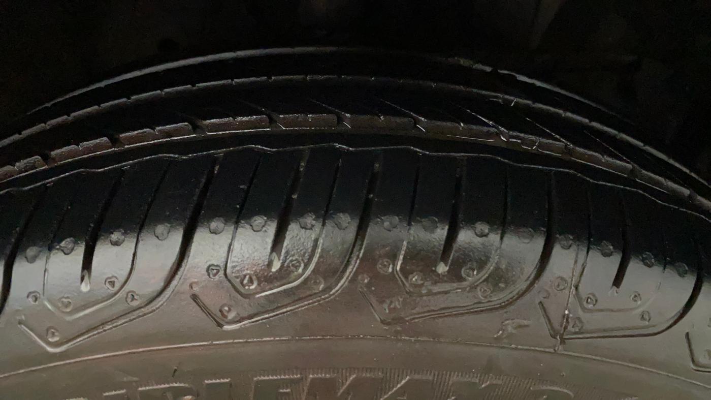 2015 Honda Jazz 1.2L I-VTEC V, Petrol, Manual, 42,093 km, Right Front Tyre Tread