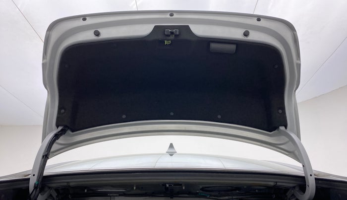 2018 Hyundai New Elantra 2.0 SX(O) AT PETROL, Petrol, Automatic, 44,123 km, Boot Door Open