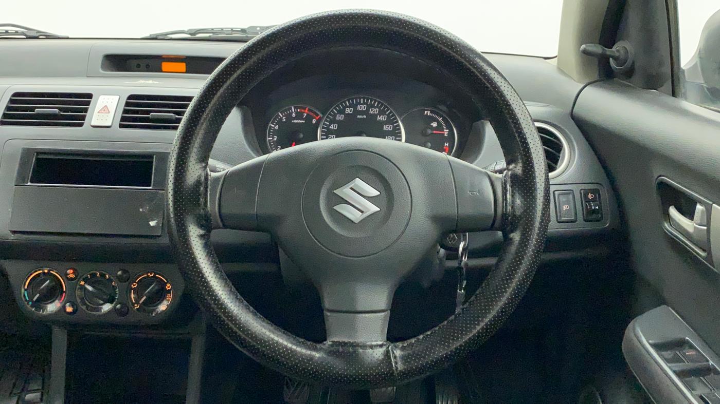 2011 Maruti Swift VXI, Petrol, Manual, 29,166 km, Steering Wheel Close Up