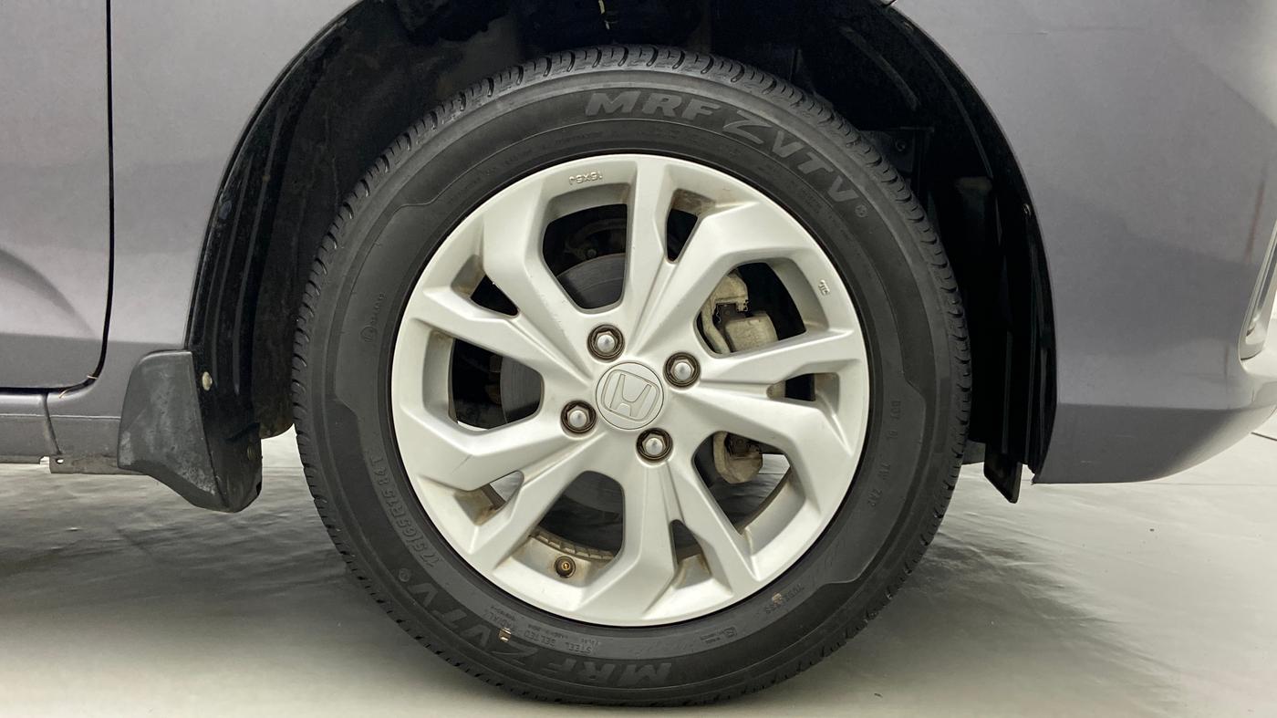 2018 Honda Amaze 1.2 V CVT I VTEC, Petrol, Automatic, 12,503 km, Right Front Wheel
