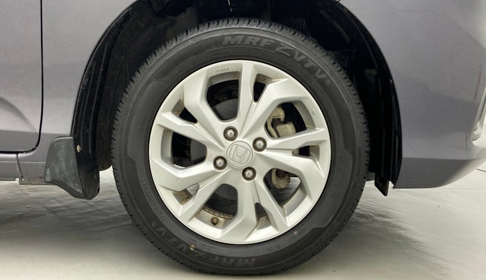 2018 Honda Amaze 1.2 V CVT I VTEC, Petrol, Automatic, 12,503 km, Right Front Wheel