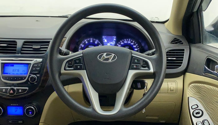 2014 Hyundai Verna FLUIDIC 1.4 VTVT CX, Petrol, Manual, 38,484 km, Steering Wheel Close Up