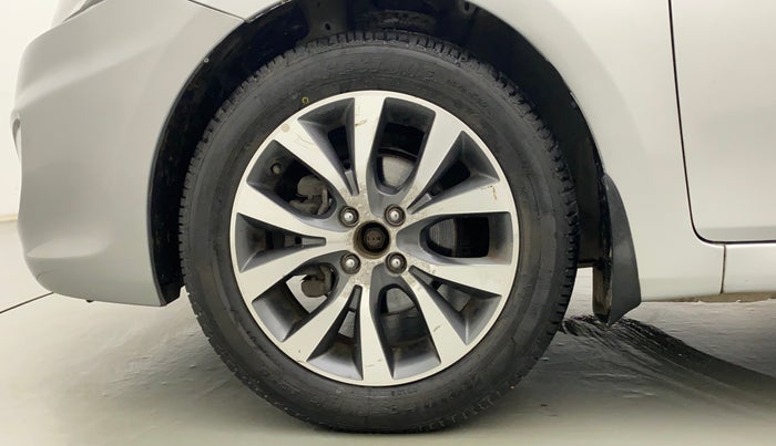 2014 Hyundai Verna FLUIDIC 1.4 VTVT CX, Petrol, Manual, 38,484 km, Left Front Wheel