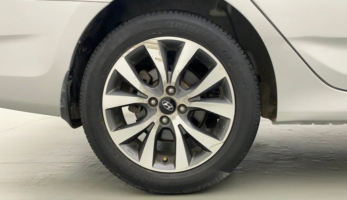 2014 Hyundai Verna FLUIDIC 1.4 VTVT CX, Petrol, Manual, 38,484 km, Right Rear Wheel