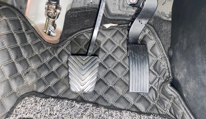 2021 KIA SONET HTK PLUS 1.0 IMT, Petrol, Manual, 27,095 km, Pedals