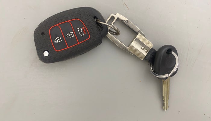 2018 Hyundai Elite i20 ASTA 1.2  CVT, Petrol, Automatic, 23,926 km, Key Close Up