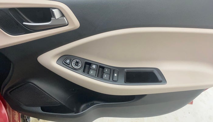 2018 Hyundai Elite i20 ASTA 1.2  CVT, Petrol, Automatic, 23,926 km, Driver Side Door Panels Control