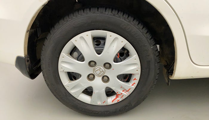 2015 Honda Amaze 1.2L I-VTEC S, Petrol, Manual, 83,402 km, Right Rear Wheel
