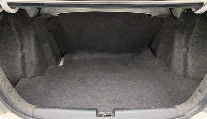 2015 Honda Amaze 1.2L I-VTEC S, Petrol, Manual, 83,402 km, Boot Inside