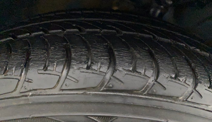 2018 Maruti Celerio ZXI, Petrol, Manual, 16,223 km, Right Rear Tyre Tread
