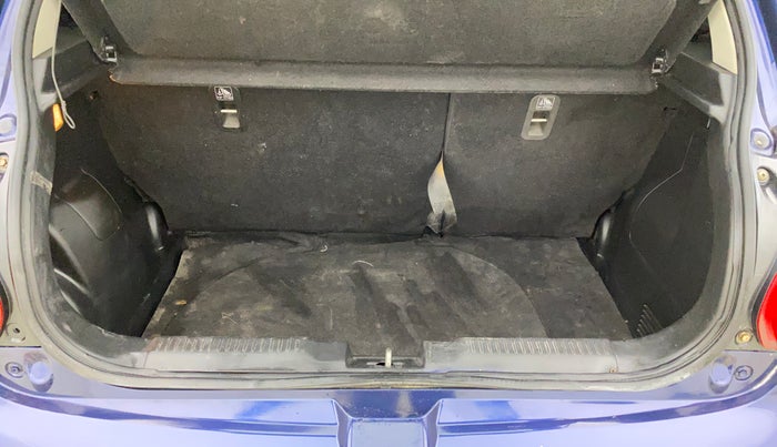 2018 Maruti Swift ZXI AMT, Petrol, Automatic, 41,491 km, Boot Inside