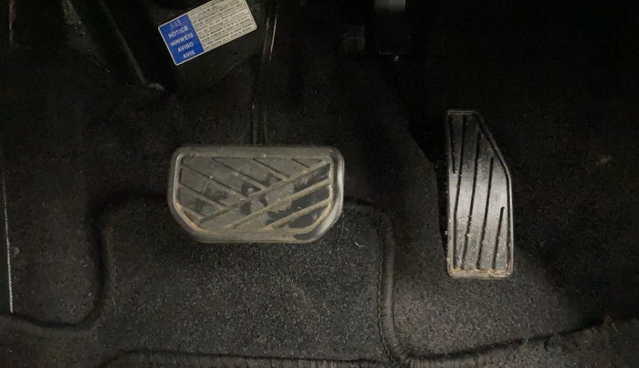 2018 Maruti Swift ZXI AMT, Petrol, Automatic, 41,491 km, Pedals