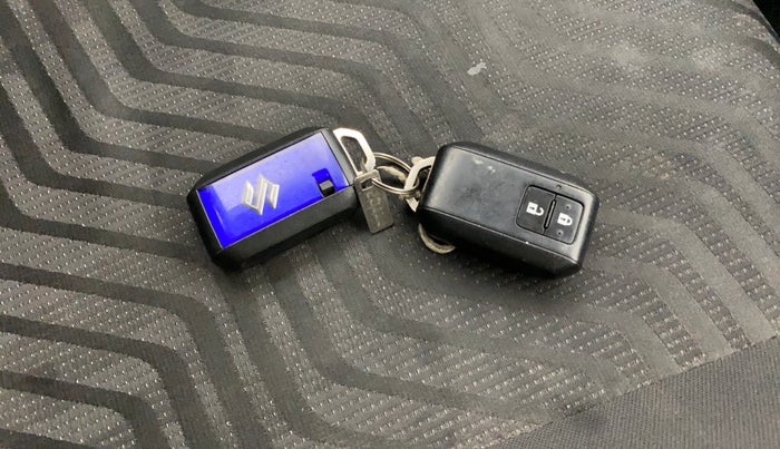 2018 Maruti Swift ZXI AMT, Petrol, Automatic, 41,491 km, Key Close Up