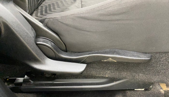 2018 Maruti Swift ZXI AMT, Petrol, Automatic, 41,491 km, Driver Side Adjustment Panel