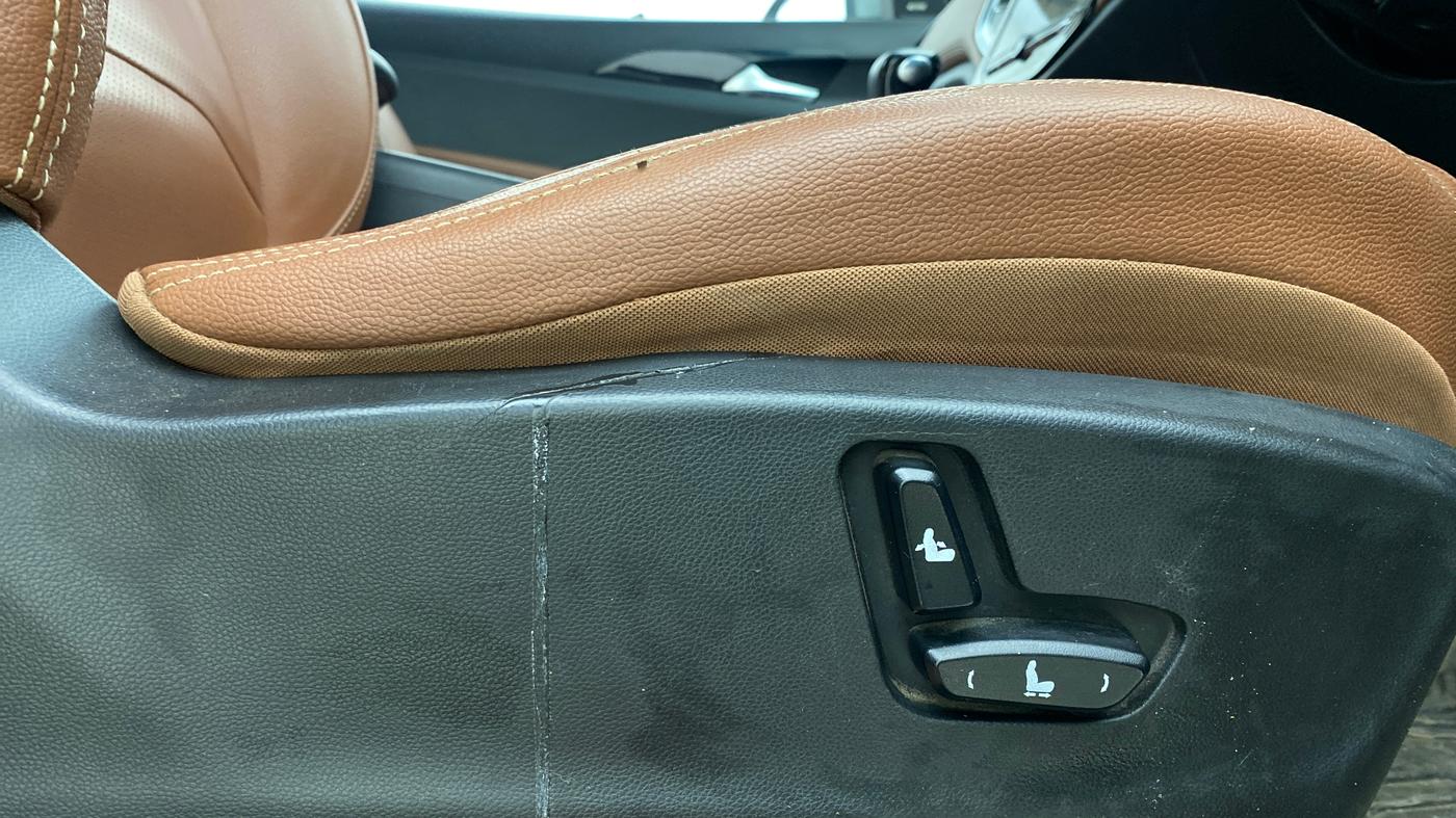 2020 MG HECTOR PLUS SHARP 1.5 PETROL TURBO DCT 6-STR, Petrol, Automatic, 82,467 km, Driver Side Adjustment Panel