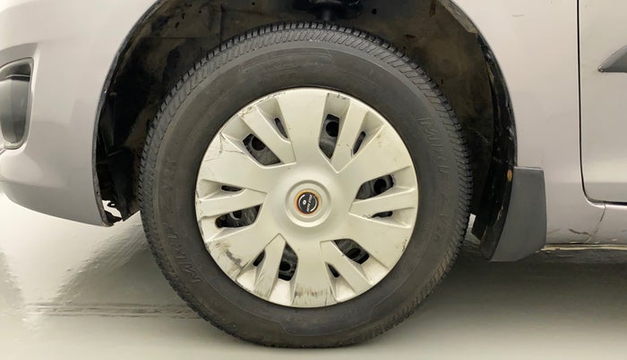 2014 Maruti Swift Dzire VXI, Petrol, Manual, 74,185 km, Left Front Wheel