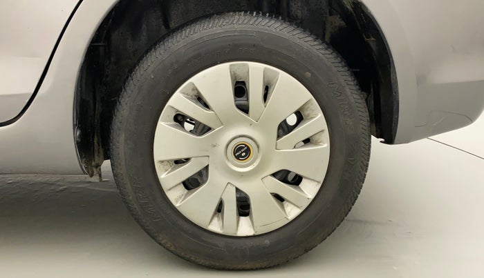 2014 Maruti Swift Dzire VXI, Petrol, Manual, 74,185 km, Left Rear Wheel